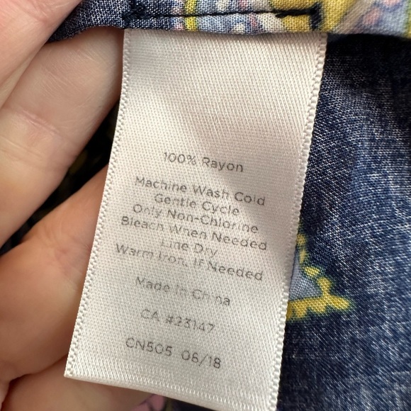 Talbots Plus Navy Floral Paisley Blouse Women’s Plus Size 2X Career Office - Picture 13 of 14